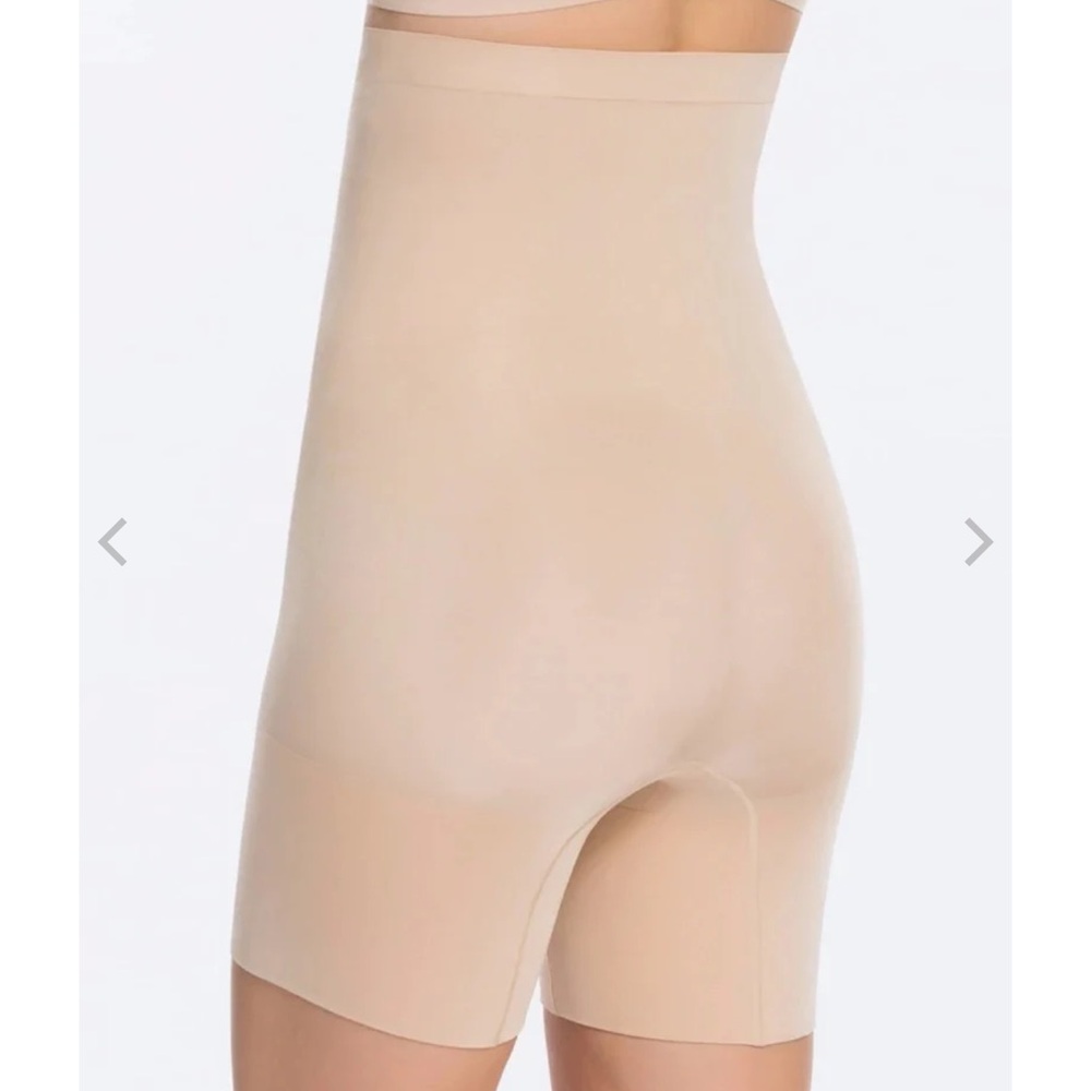 SPANX Thinstincts® High Waist Mid-Thigh Shorts in Soft Nude Sz XL Closes Gasset. - Picture 3 of 17